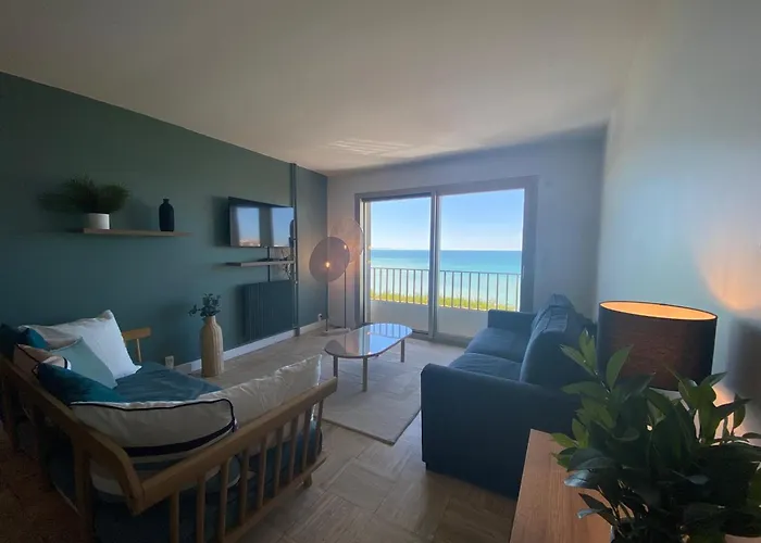 Studio Moderne Avec Vue Ocean, Wifi, Parking A Biarritz - Fr-1-239-1040